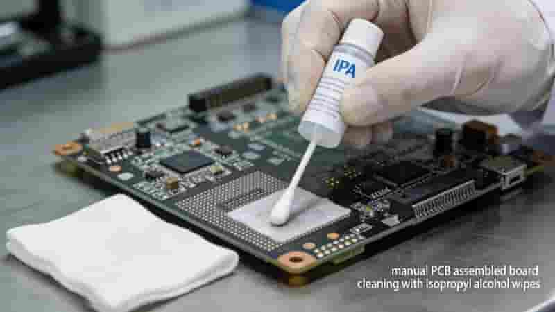 Semi-automatic cleaning machine for PCB assembled boards