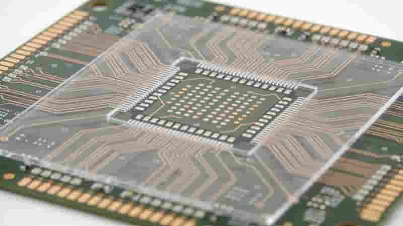 Rogers PCB high frequency circuit board laminate material for RF and microwave applications